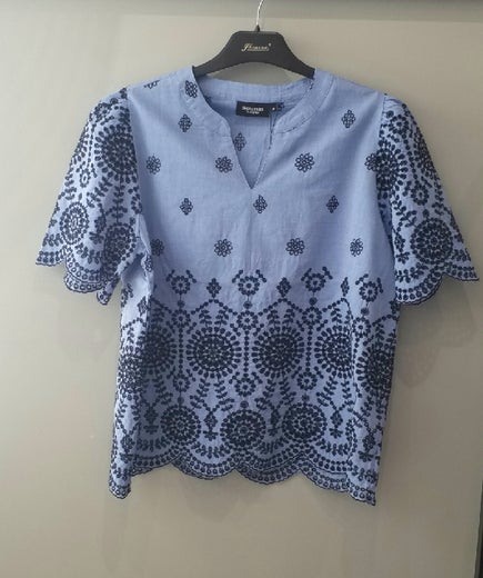 Kangaspusero, Signature